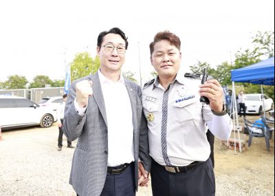 정명근 시장 제15회 화성 뱃놀이 축제 홍보부스 및 종사자 격려 _42A6920_resize.JPG