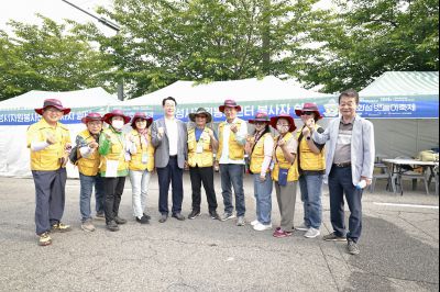 정명근 시장 제15회 화성 뱃놀이 축제 홍보부스 및 종사자 격려 _42A6948_resize.JPG