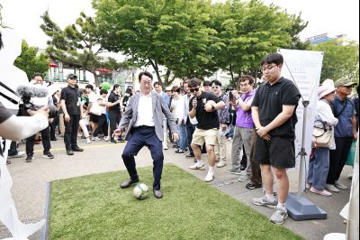 정명근 시장 제15회 화성 뱃놀이 축제 홍보부스 및 종사자 격려 _42A6480_resize.JPG