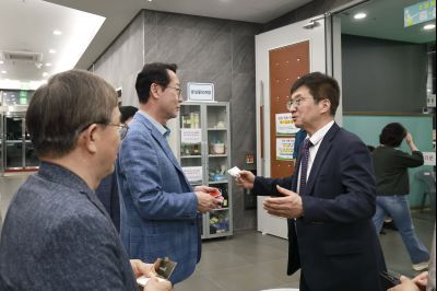 정명근 시장 제21대 대통령 선거 개표장 방문 및 격려 _42A7184_resize.JPG