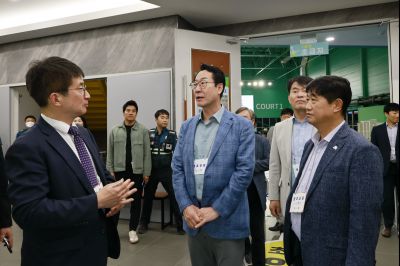 정명근 시장 제21대 대통령 선거 개표장 방문 및 격려 _42A7201_resize.JPG