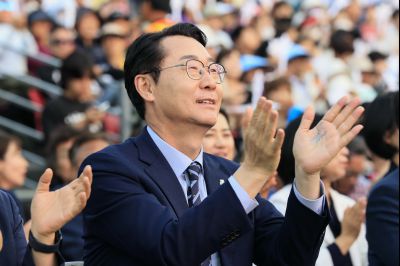 제15회 화성 뱃놀이 축제 개막식 및 축하공연 KakaoTalk_20250530_212433313_resize.jpg