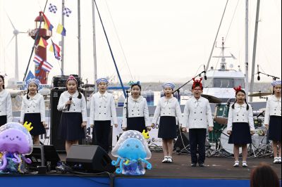 제15회 화성 뱃놀이 축제 개막식 및 축하공연 _42A6020_resize.JPG