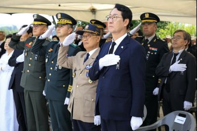 제70회 현충일 추념식 KakaoTalk_20250606_141815354_06_resize.jpg