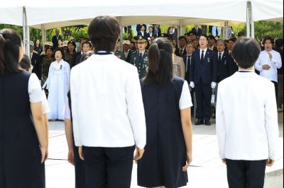 제70회 현충일 추념식 KakaoTalk_20250606_141815354_07_resize.jpg