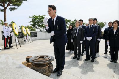 제70회 현충일 추념식 KakaoTalk_20250606_141815354_25_resize.jpg