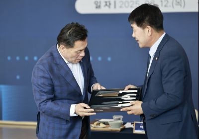 대한민국특례시시장협의회 2025년 상반기 정기회의 _42A8486_resize.JPG