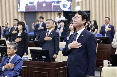 제242회 제1차 정례회 제1차 본회의 _42A8301_resize.JPG
