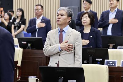 제242회 제1차 정례회 제1차 본회의 _42A8307_resize.JPG