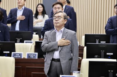 제242회 제1차 정례회 제1차 본회의 _42A8309_resize.JPG