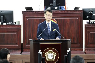 제242회 제1차 정례회 제1차 본회의 _42A8364_resize.JPG