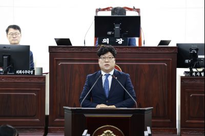 제242회 제1차 정례회 제1차 본회의 _42A8384_resize.JPG