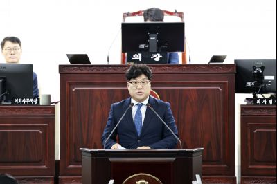 제242회 제1차 정례회 제1차 본회의 _42A8390_resize.JPG