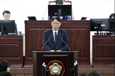 제242회 제1차 정례회 제1차 본회의 _42A8433_resize.JPG