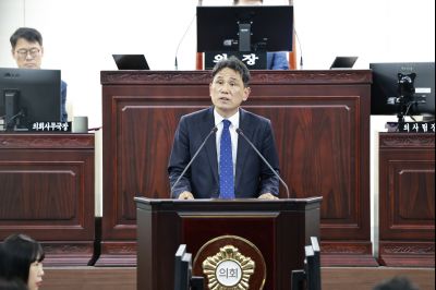 제242회 제1차 정례회 제1차 본회의 _42A8449_resize.JPG