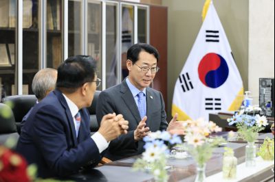 화성상공회의소 34주년 창립기념행사 KakaoTalk_20250616_073928363_14.jpg