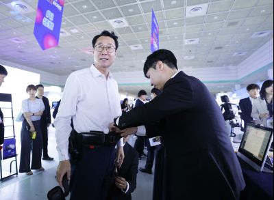 화성특례시 AI EXPO MARS 2025 첫째날 KakaoTalk_20250618_160826346_resize.jpg