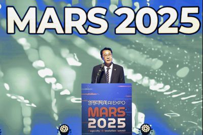 화성특례시 AI EXPO MARS 2025 첫째날 _42A0054_resize.JPG