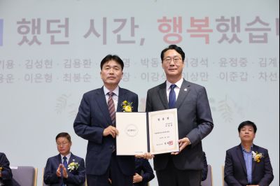 2025년 상반기 퇴임식 3J2A8869_resize.JPG