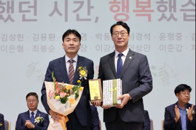 2025년 상반기 퇴임식 3J2A8882_resize.JPG