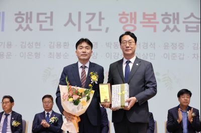 2025년 상반기 퇴임식 3J2A8883_resize.JPG