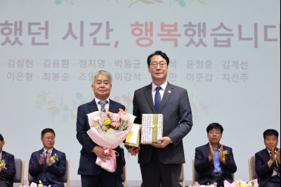 2025년 상반기 퇴임식 3J2A9031_resize.JPG