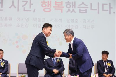 2025년 상반기 퇴임식 3J2A9083_resize.JPG