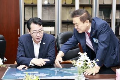 제200차 화성경제인포럼 _42A4110_resize.JPG