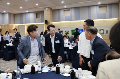 제200차 화성경제인포럼 _42A4122_resize.JPG