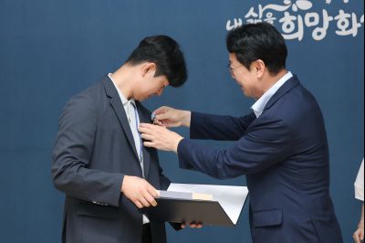 모범공무원 표창수여 3J2A7416_resize.JPG