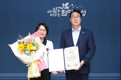 모범공무원 표창수여 3J2A7436_resize.JPG