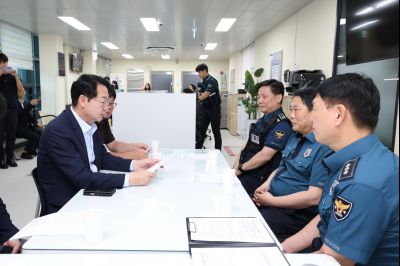 동탄지구대 방문 유공자 표창 3J2A8696_resize.JPG