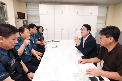 동탄지구대 방문 유공자 표창 3J2A8703_resize.JPG