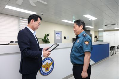 동탄지구대 방문 유공자 표창 3J2A8716_resize.JPG