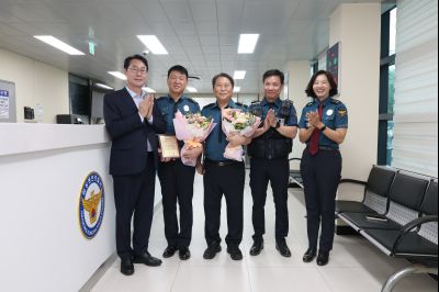 동탄지구대 방문 유공자 표창 3J2A8777_resize.JPG