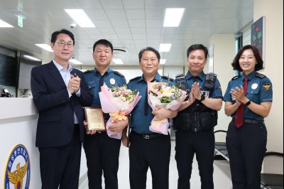 동탄지구대 방문 유공자 표창 3J2A8781_resize.JPG