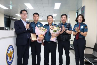 동탄지구대 방문 유공자 표창 3J2A8787_resize.JPG