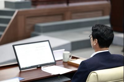 제243회 화성시의회 임시회 제1차 본회의 _42A4572_크기변경.JPG