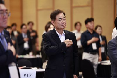 제2기 중소기업자문단 위촉식 및 임원선출 KakaoTalk_20250724_155803435_06_크기변경.jpg