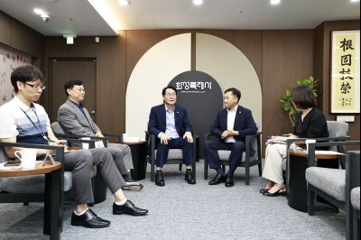 호우피해 지역 성금 기탁식 _42A9375_크기변경.JPG