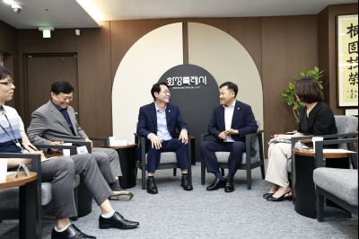 호우피해 지역 성금 기탁식 _42A9371_크기변경.JPG