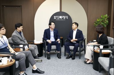 호우피해 지역 성금 기탁식 _42A9370_크기변경.JPG