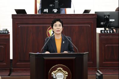 제243회 임시회 제2차 본회의 시정질문 3J2A8342_크기변경.JPG