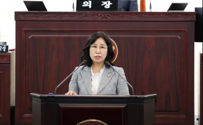 제243회 임시회 제2차 본회의 시정질문 3J2A8385_크기변경.JPG