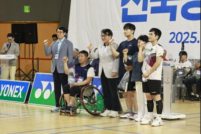 2025 화성특례시장배 겸 제24회 요넥스배 전국장애인배드민턴대회 _42A0460_크기변경.JPG