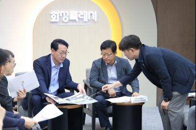 정명근 시장 수자원공사 관계자 면담 3J2A1618_크기변경.JPG