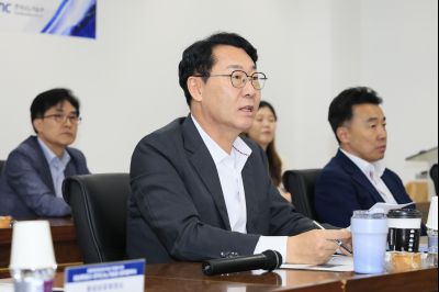 첨단반도체산업 육성.지원을 위한 화성특례시-한국나노기술원 업무협약식 KakaoTalk_20250818_071356542_13.jpg