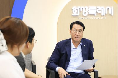 개방형직위(AI전략담당관) 임용식 photo_resize15.jpg
