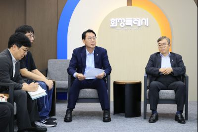 개방형직위(AI전략담당관) 임용식 photo_resize07.jpg
