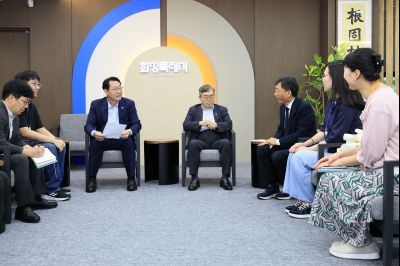 개방형직위(AI전략담당관) 임용식 photo_resize11.jpg